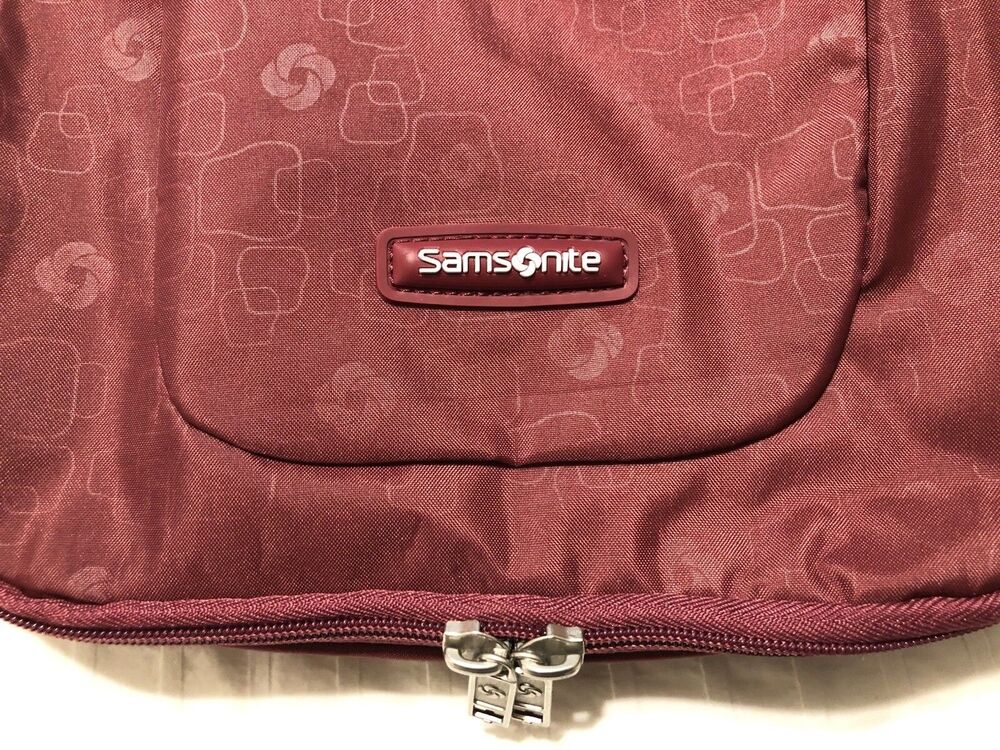 Samsonite Toiletries Case W/  2 Nylon Shoe Totes EUC